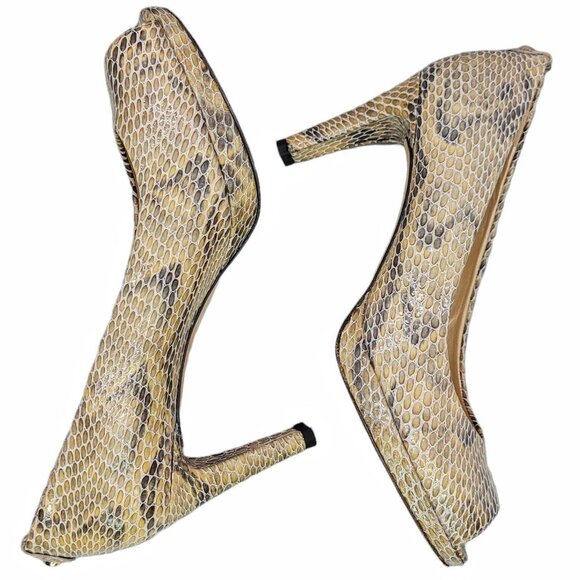 Stuart Weitzman Snake Print Peep-Toe Heels 8.5 Leather Pumps Classy & Chic - Picture 5 of 9